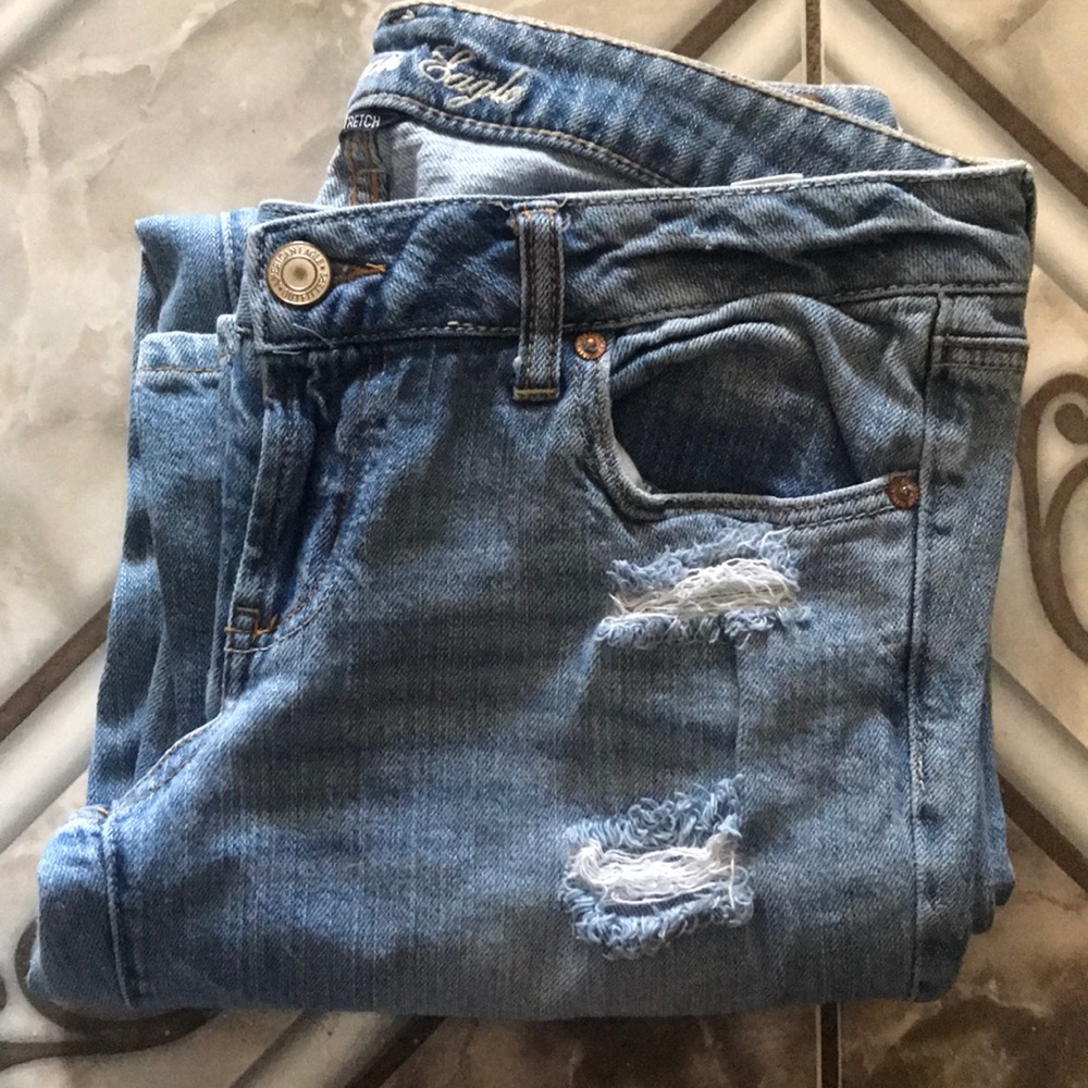 Super cute American Eagle Jeans